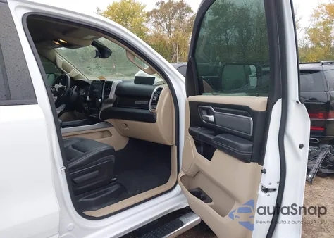 2020 Ram 1500 Big Horn 4X4 5'7 Box z USA, uszkodzony, nr VIN 1C6SRFFT1LN140639